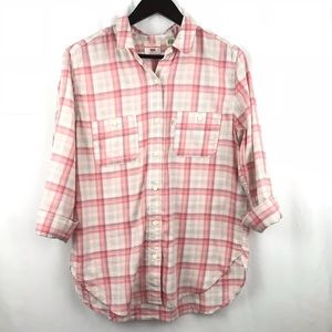 Levi’s boyfriend fit plaid button down blouse top